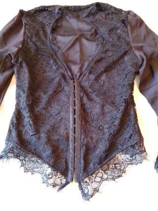 Blusa gótica mujer manga larga encaje