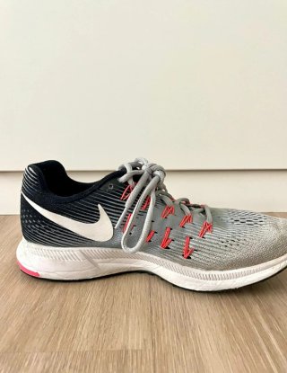 Zapatillas Nike Zoom Grises y Rosas