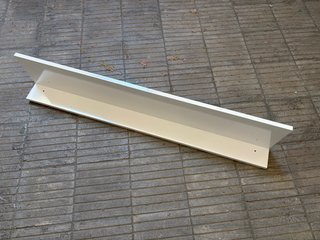 Estantería blanca de madera