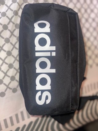 Riñonera Adidas Negra