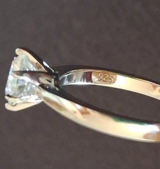 Anillo con Moissanita 1ct de Plata de Ley