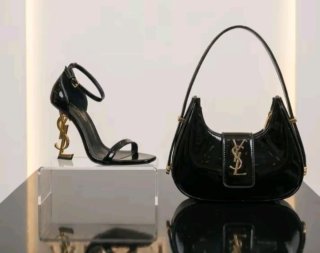Conjunto Bolso y Zapatos Yves Saint Laurent Negro