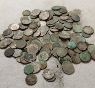 Lote monedas antiguas para limpiar y clasificar