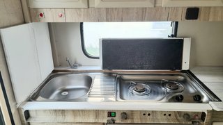 Caravana Bürstner reformada (precio no negociable)