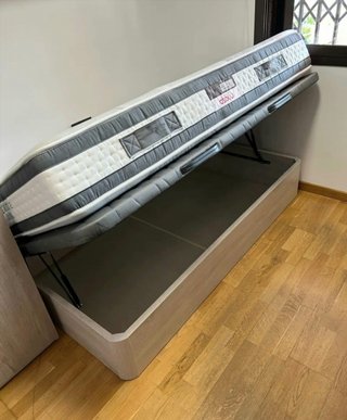 Divani letto nuovi a prezzi di fabbrica con trasporto e installazione disponibili