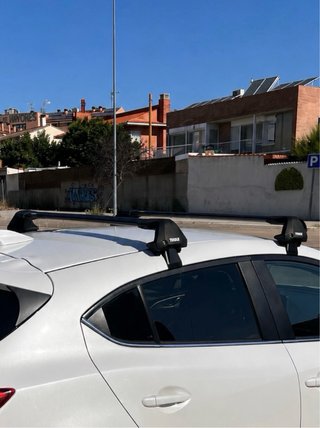 Barras Thule WingBar Edge negras Mazda 3 Nuevas!!