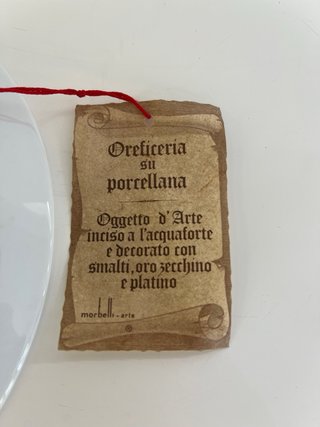 Piatto da collezione in porcellana