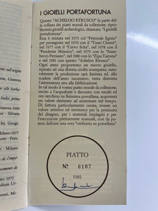 Piatto da collezione in porcellana