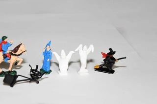 Reproducciones Exin Castillos Figuras y Escudos