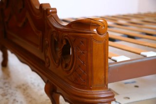 Cama antigua madera labrada 135cm