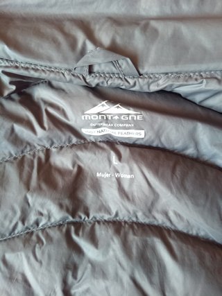 Abrigo Montagne Pluma. Talla L  Mujer