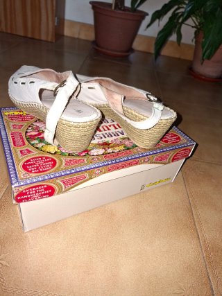 Sandalias de piel