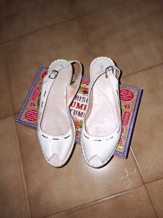 Sandalias de piel