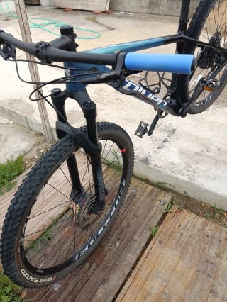 Bicicleta Coluer de carbono