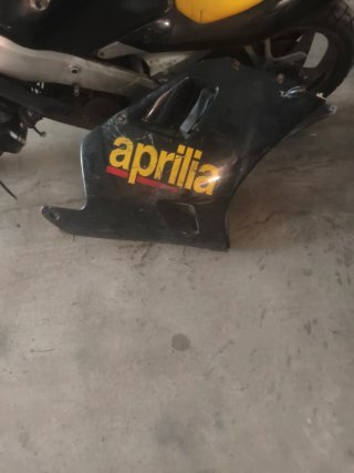Aprilia AF1 125 Negra y Amarilla