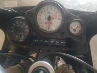 Aprilia AF1 125 Negra y Amarilla