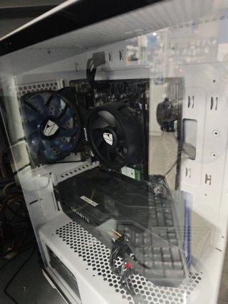 Torre Gaming NitroPC Ryzen 5 32GB RAM SSD GTX 1650