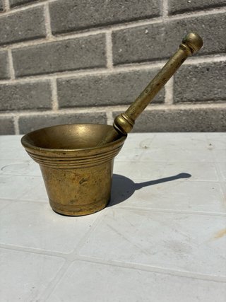 Mortaio e pestello in bronzo massiccio