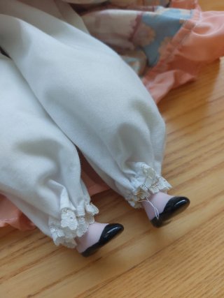 Muñeca porcelana vintage años 90