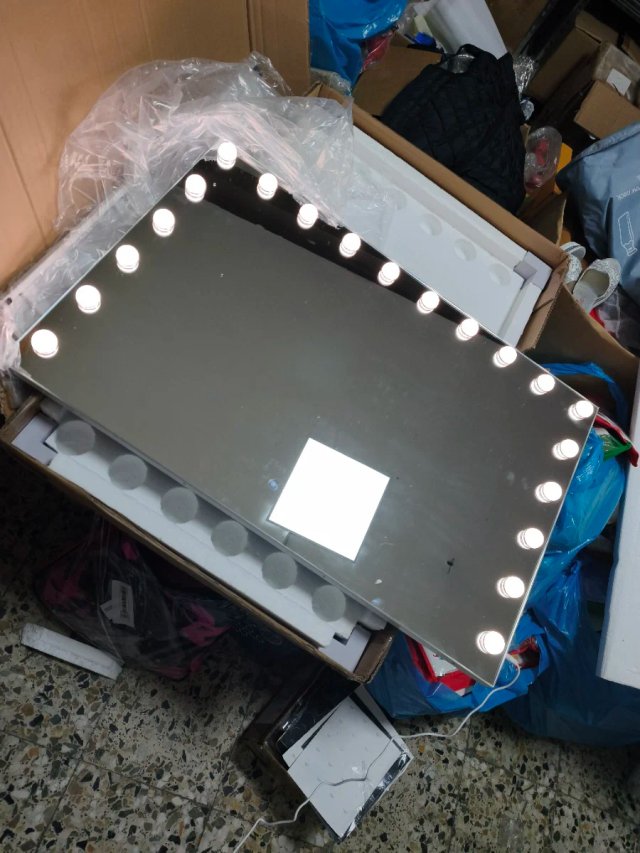 90x60 Espejo Maquillaje con Luz LED usb y bluetoth