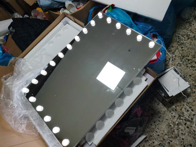 90x60 Espejo Maquillaje con Luz LED usb y bluetoth