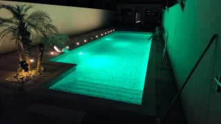 Proyector LED RGB para Piscina