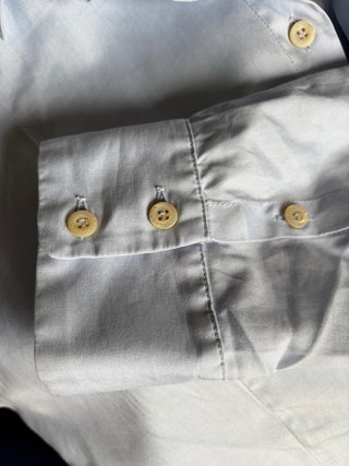 Camisa de mujer Prada azul clara larga