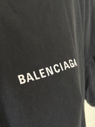 Camiseta Balenciaga Doble Capa Unisex