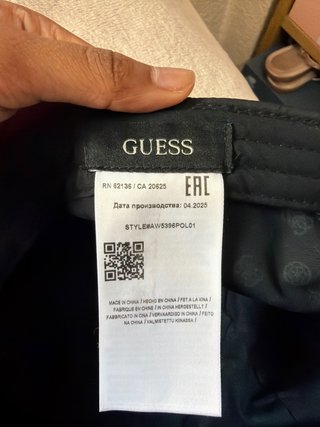 Gorra Guess Negra Mujer