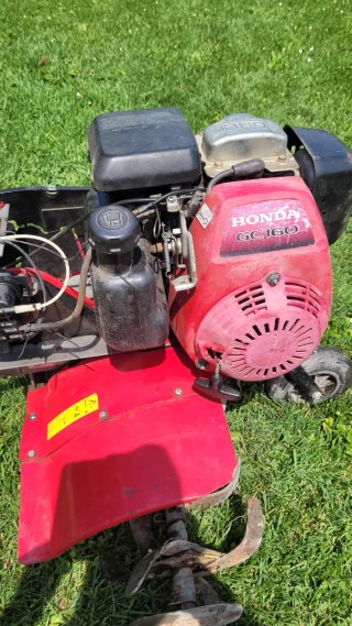 Motoazada Honda FG 315 para piezas el motor funcio