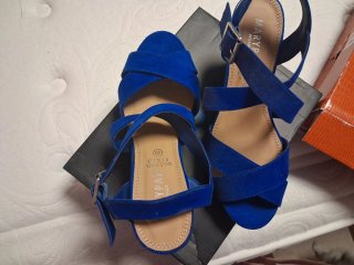 Zapatos de tacón azul talla 40