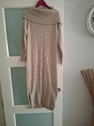 Vestido de punto beige
