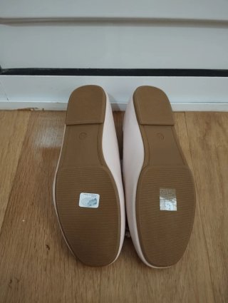 Zapatos Parisinas Rosa. Sin estrenar.  Talla 35