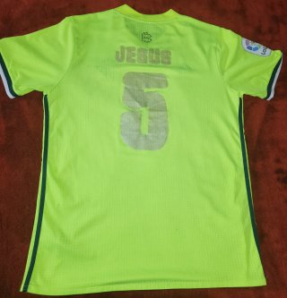 Camiseta REAL BETIS color amarillo.marca ADIDAS