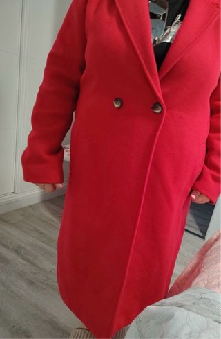 Abrigo largo rojo Kiabi
