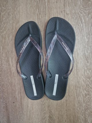 Chanclas Ipanema Negras Multicolor