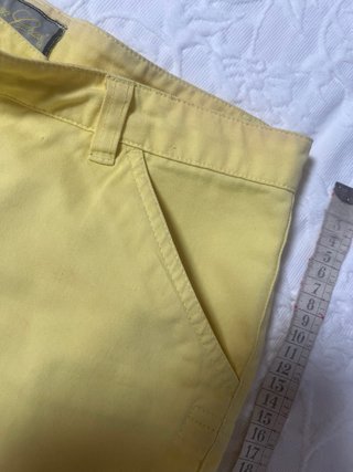Shorts amarillos verano T.36 100% algodón