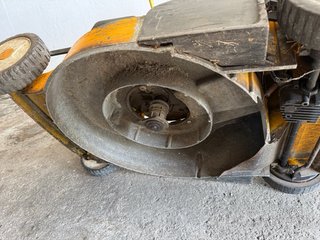 Cortacésped Honda sin cuchillas
