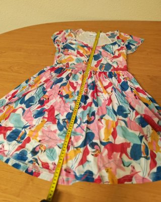Vestido Lylu estampado hojas y tucanes