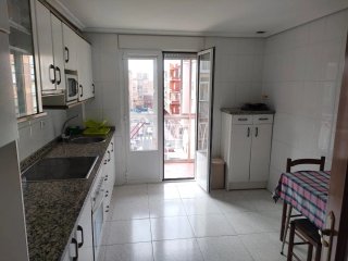 Se busca compañer@ para compartir piso