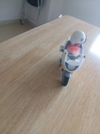 Moto Playmobil con luces