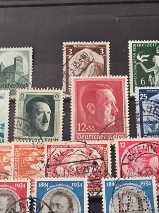 Esclusiva collezione di francobolli tedeschi centenari