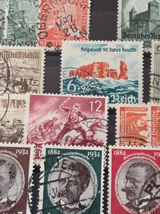 Esclusiva collezione di francobolli tedeschi centenari