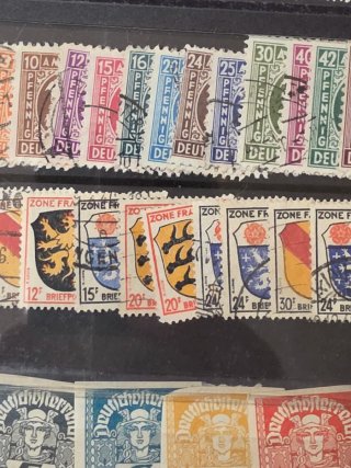 Esclusiva collezione di francobolli tedeschi centenari