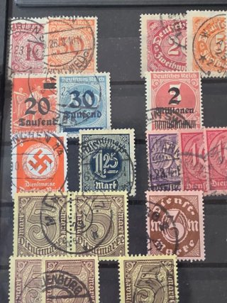 Esclusiva collezione di francobolli tedeschi centenari