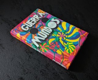 La Guerra de los Mundos HG Wells Livreria Lello