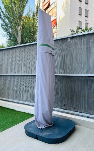 Sombrilla/Parasol jardín con pie y funda incluidos