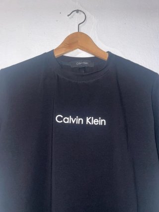 Camiseta Calvin Klein Negra Talla M