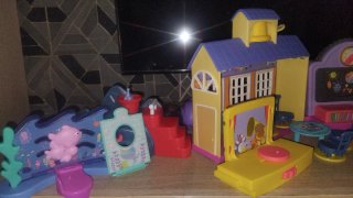 Peppa Pig y accesorios 30€