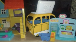 Peppa Pig y accesorios 30€